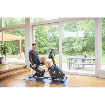 Bicicleta fitness orizontala cu spatar Nautilus R626